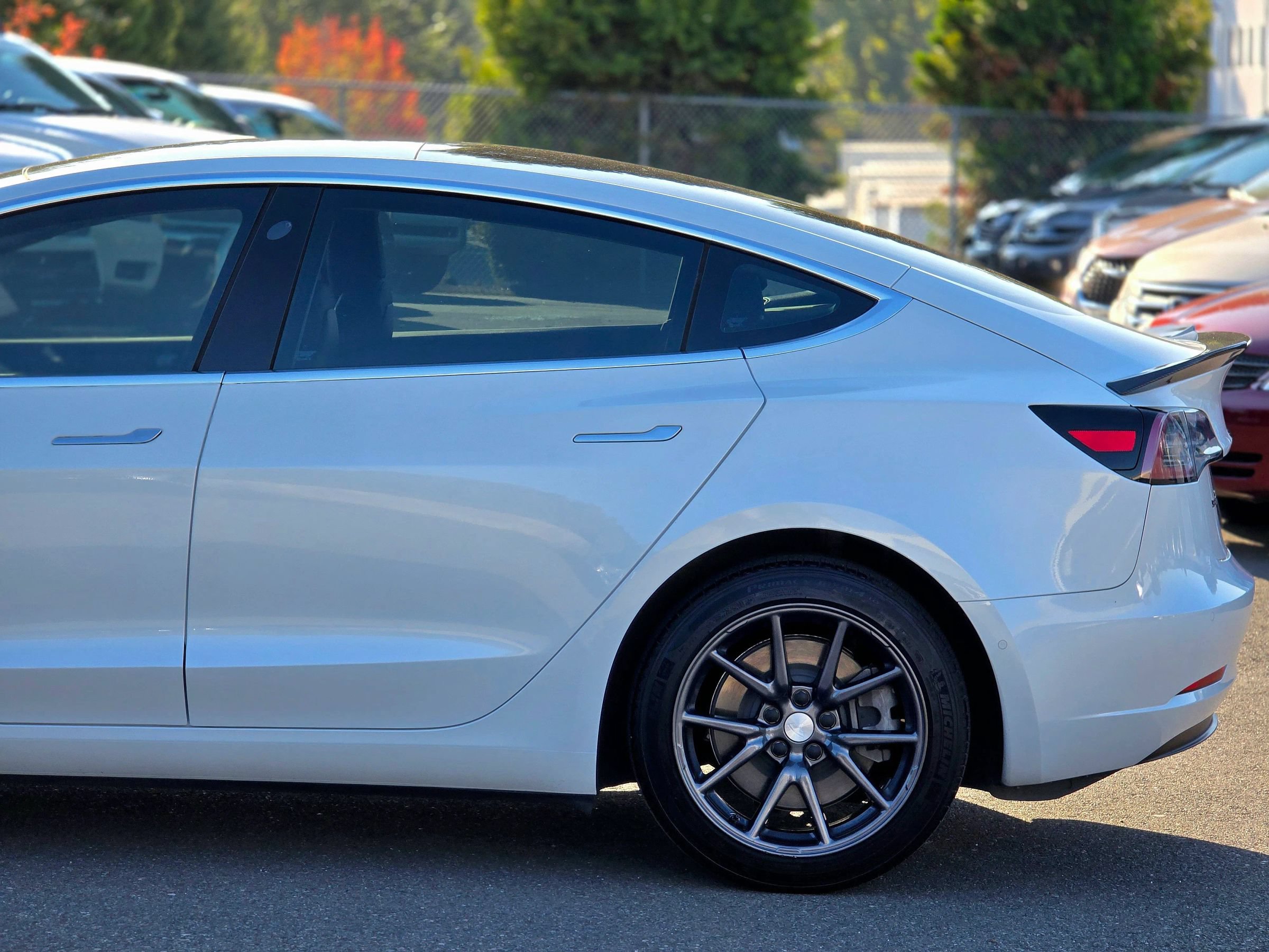 Used 2020 Tesla Model 3 Standard Range Plus RWD image 8
