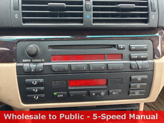 Used 2003 BMW 325xi Sedan image 6