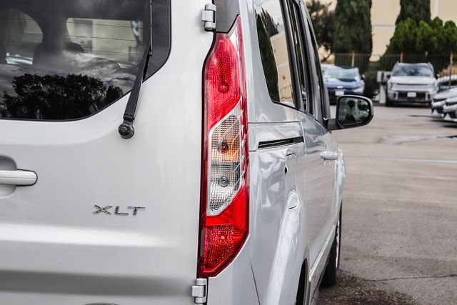 Used 2022 Ford Transit Connect XLT FWD image 10