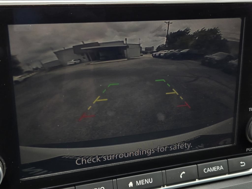Used 2023 Nissan Rogue S FWD image 20