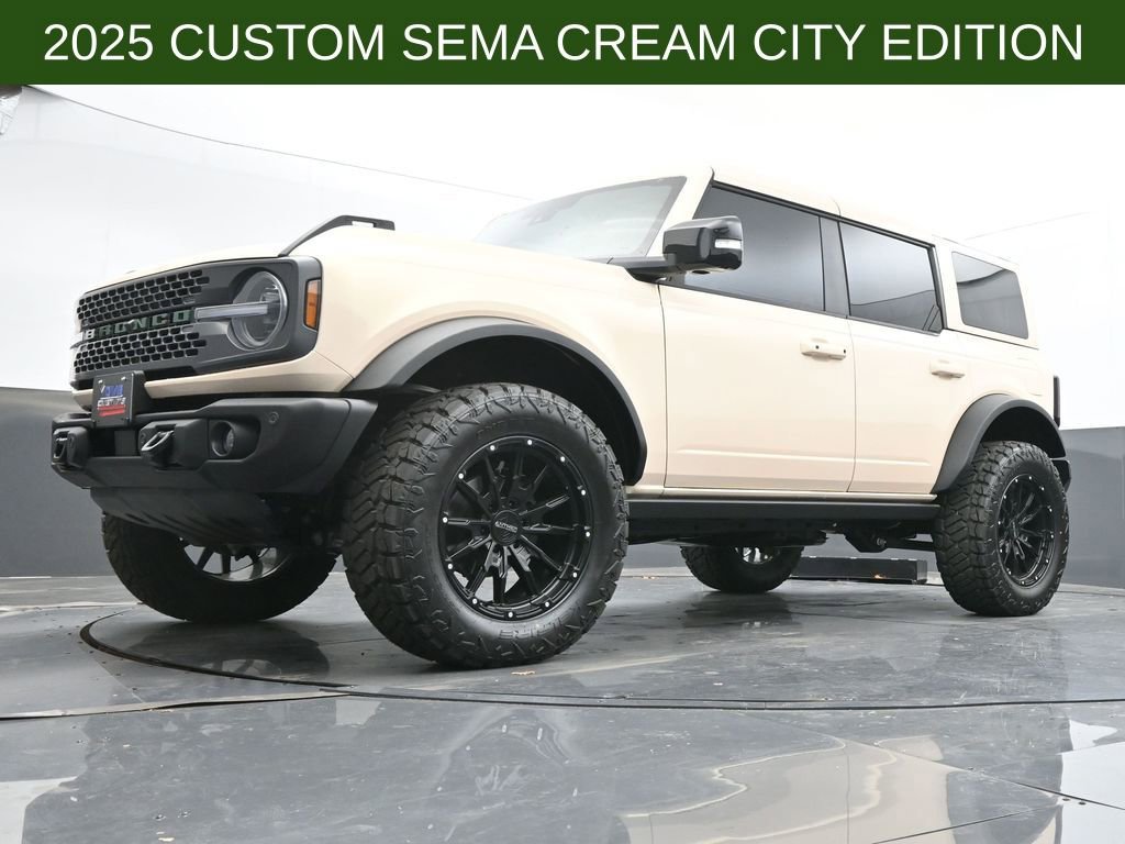 New 2025 Ford Bronco Badlands image 39