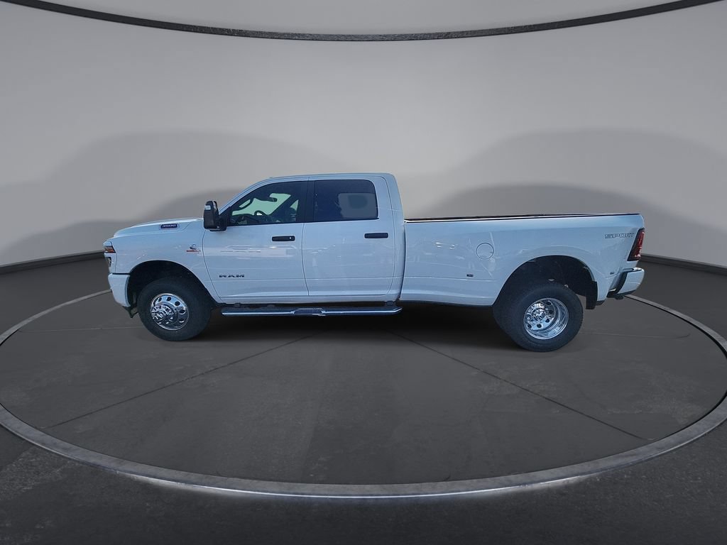 New 2026 RAM 3500 Big Horn AWD/4WD image 5