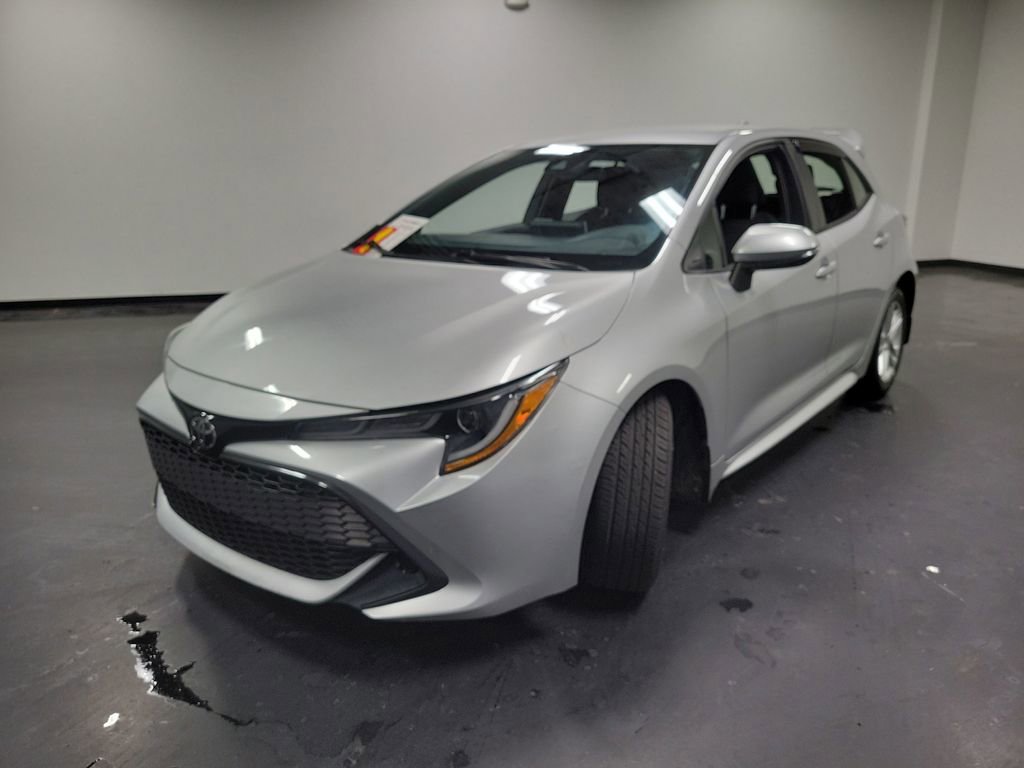 Used 2022 Toyota Corolla SE w/ SE Preferred Package FWD image 4
