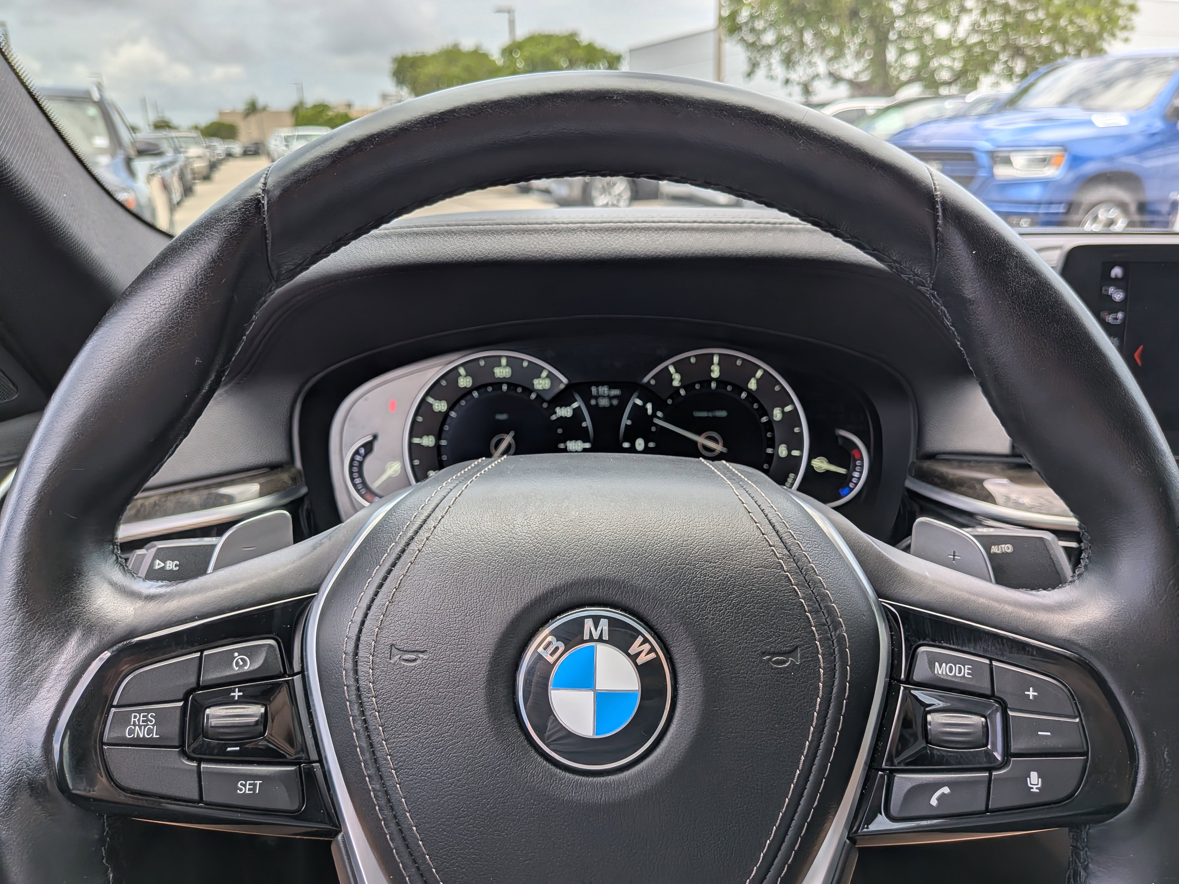 Used 2017 BMW 540i xDrive AWD/4WD image 27