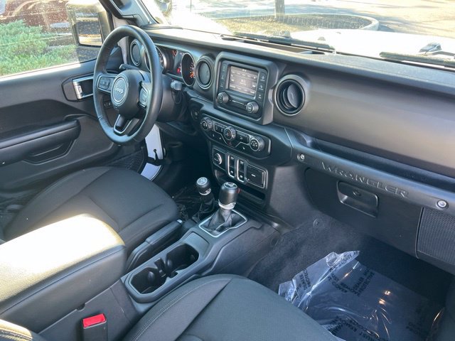 Used 2018 Jeep Wrangler Sport AWD/4WD image 13