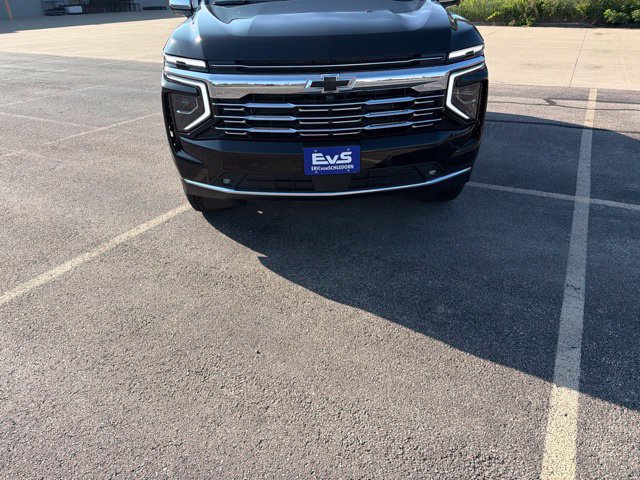 New 2026 Chevrolet Tahoe Premier AWD/4WD image 2