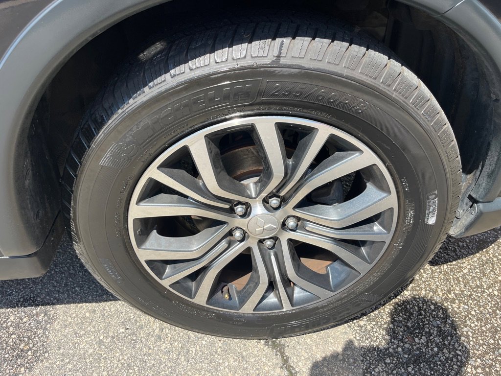 Used 2018 Mitsubishi Outlander SE image 7