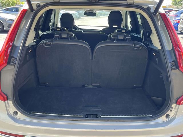 Used 2025 Volvo XC90 B5 Core image 19