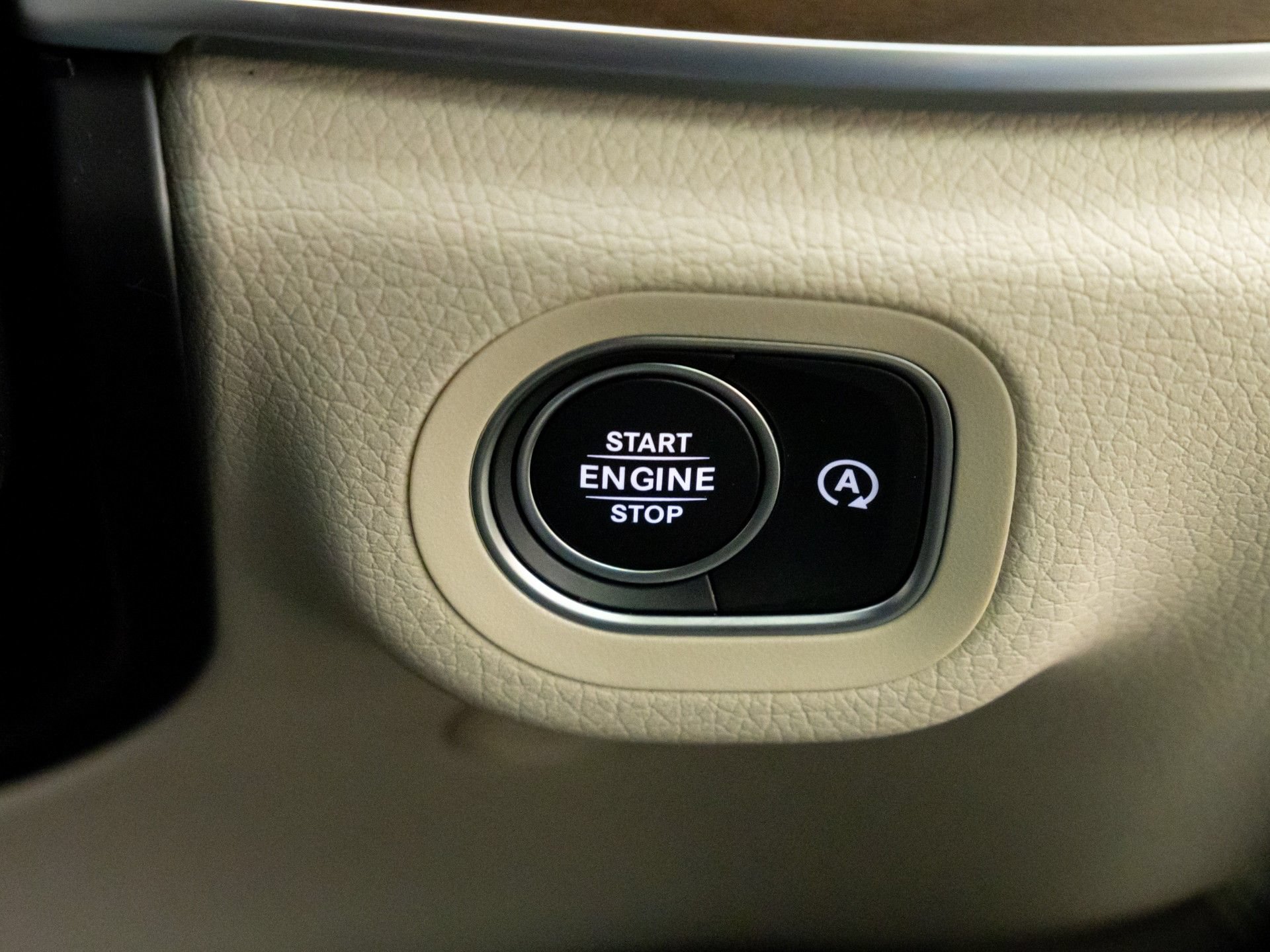 New 2026 Mercedes-Benz GLS 450 4MATIC image 24