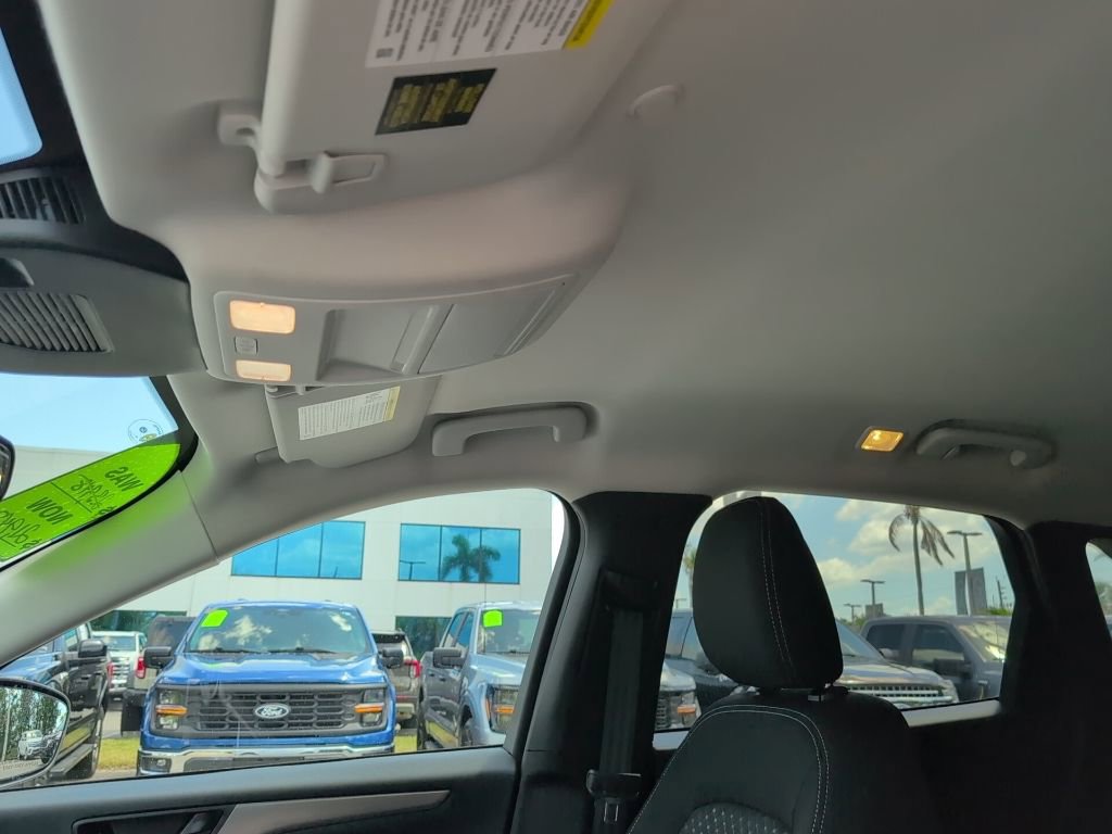 Certified 2023 Ford Escape Active image 10