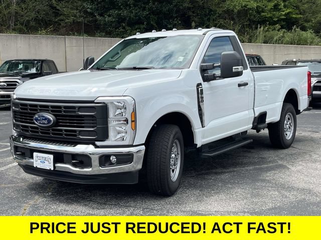 Certified 2026 Ford F250 XL w/ XL Chrome Package RWD image 8