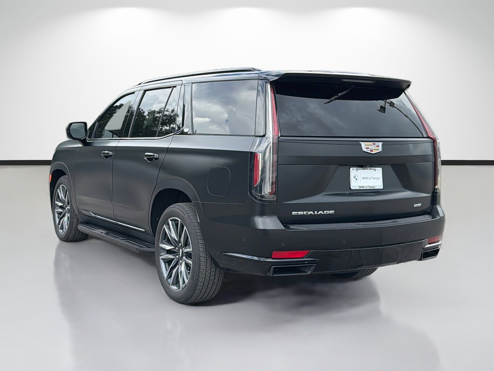 Used 2023 Cadillac Escalade Sport w/ Touring Package RWD image 5