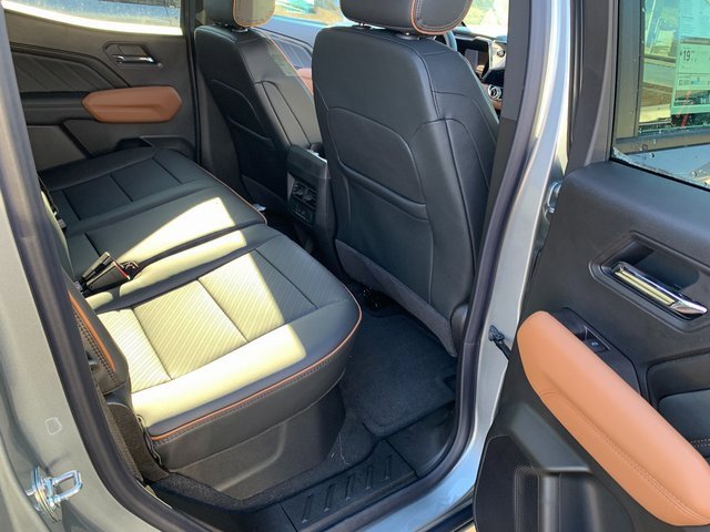 New 2026 GMC Canyon AT4 w/ AT4 Premium Package image 11