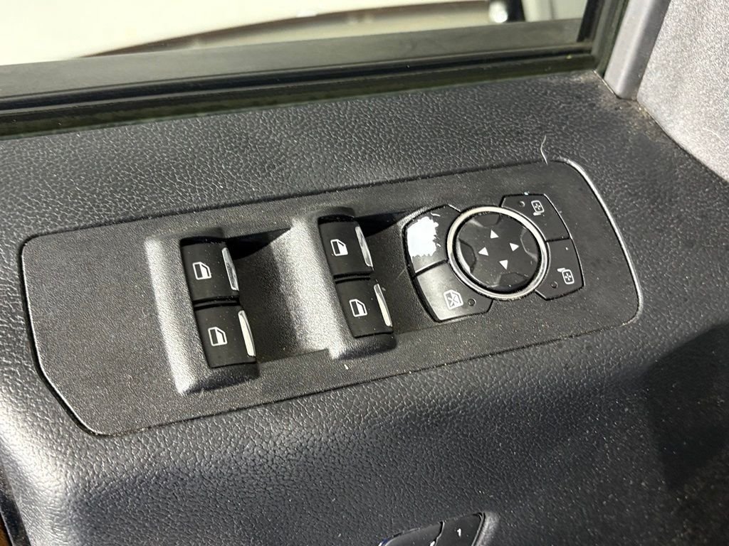 Used 2019 Ford F150 Lariat w/ Equipment Group 502A Luxury AWD/4WD image 15