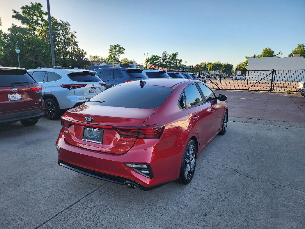 Used 2019 Kia Forte S w/ S Premium Package FWD image 5
