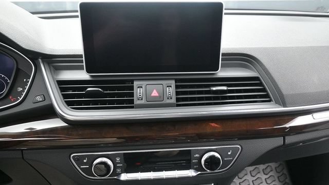 Used 2019 Audi Q5 2.0T Premium Plus AWD/4WD image 11