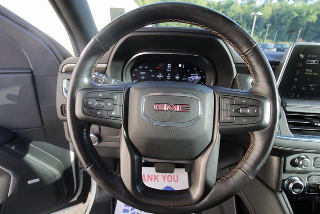 Used 2023 GMC Yukon XL AT4 w/ Technology Package image 27
