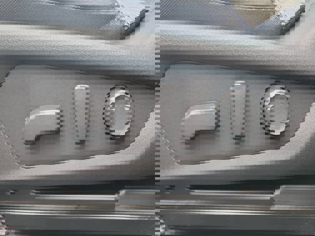 Certified 2025 Subaru Forester Premium image 25