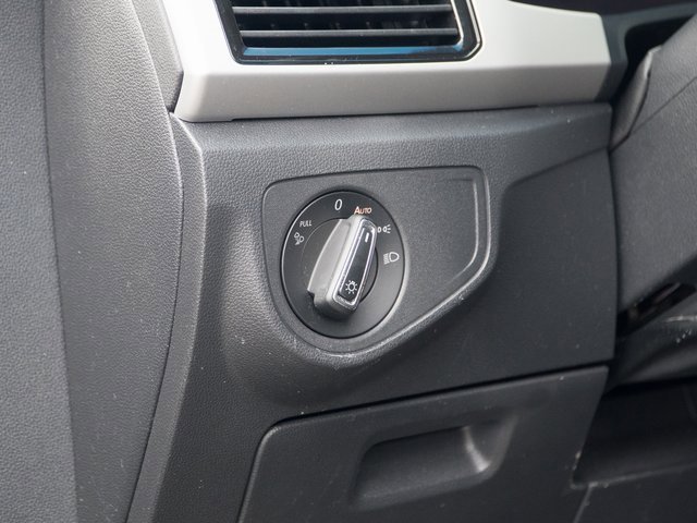 Used 2023 Volkswagen Atlas SE w/ Black Wheel Package image 30