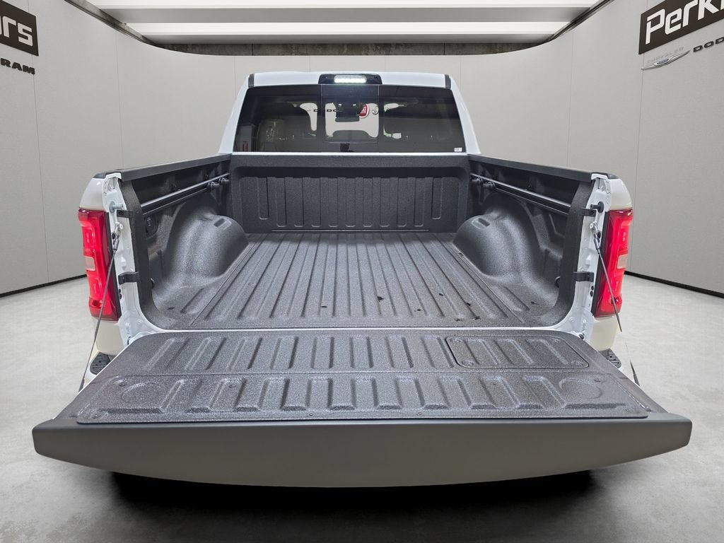 New 2027 RAM 1500 Laramie w/ Advanced Safety Group II AWD/4WD image 9
