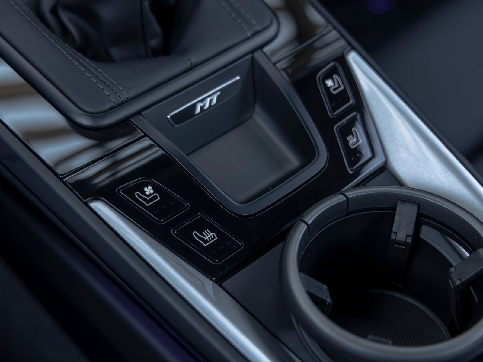 Used 2025 Porsche 911 Carrera T image 39