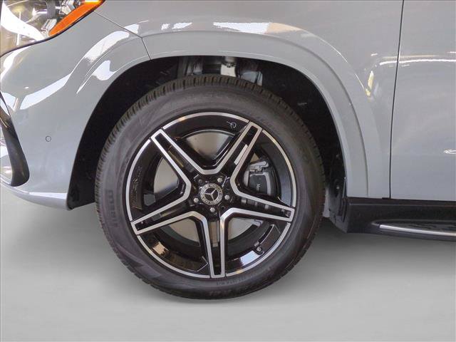 New 2027 Mercedes-Benz GLS 450 4MATIC image 10