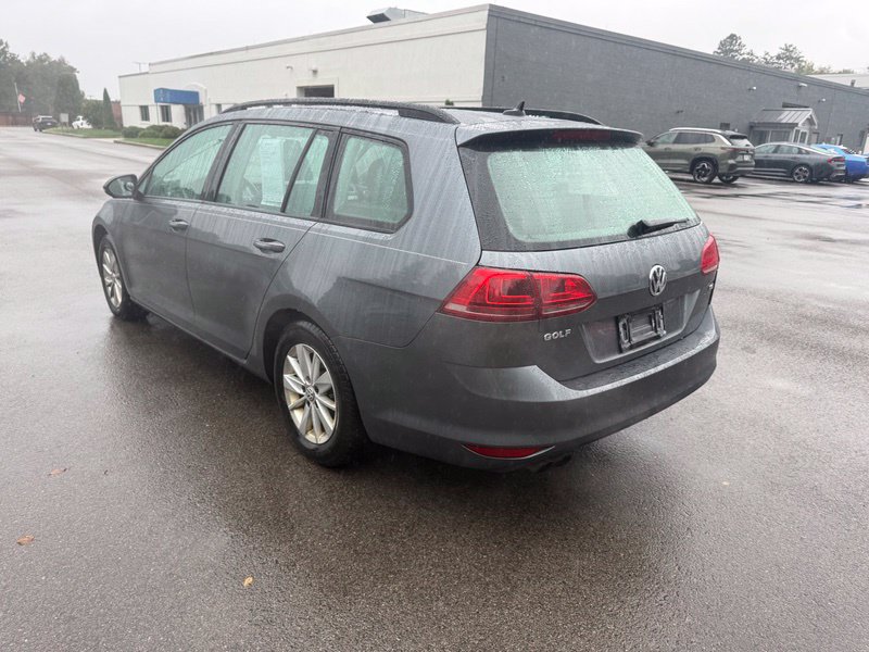 Used 2015 Volkswagen Golf S FWD image 13
