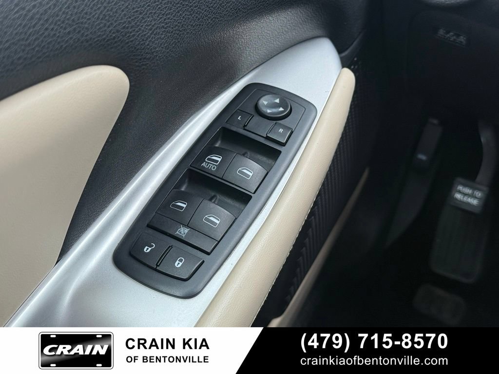 Used 2015 Dodge Journey American Value Package w/ Flexible Seating Group FWD image 10