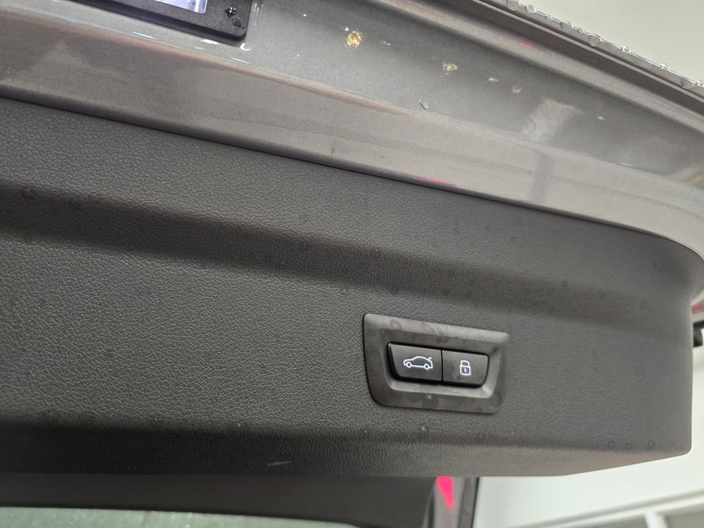 Used 2025 BMW X2 xDrive28i image 41