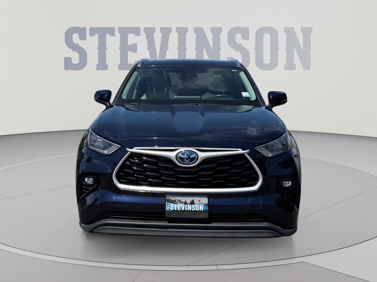 Used 2020 Toyota Highlander XLE AWD/4WD image 8