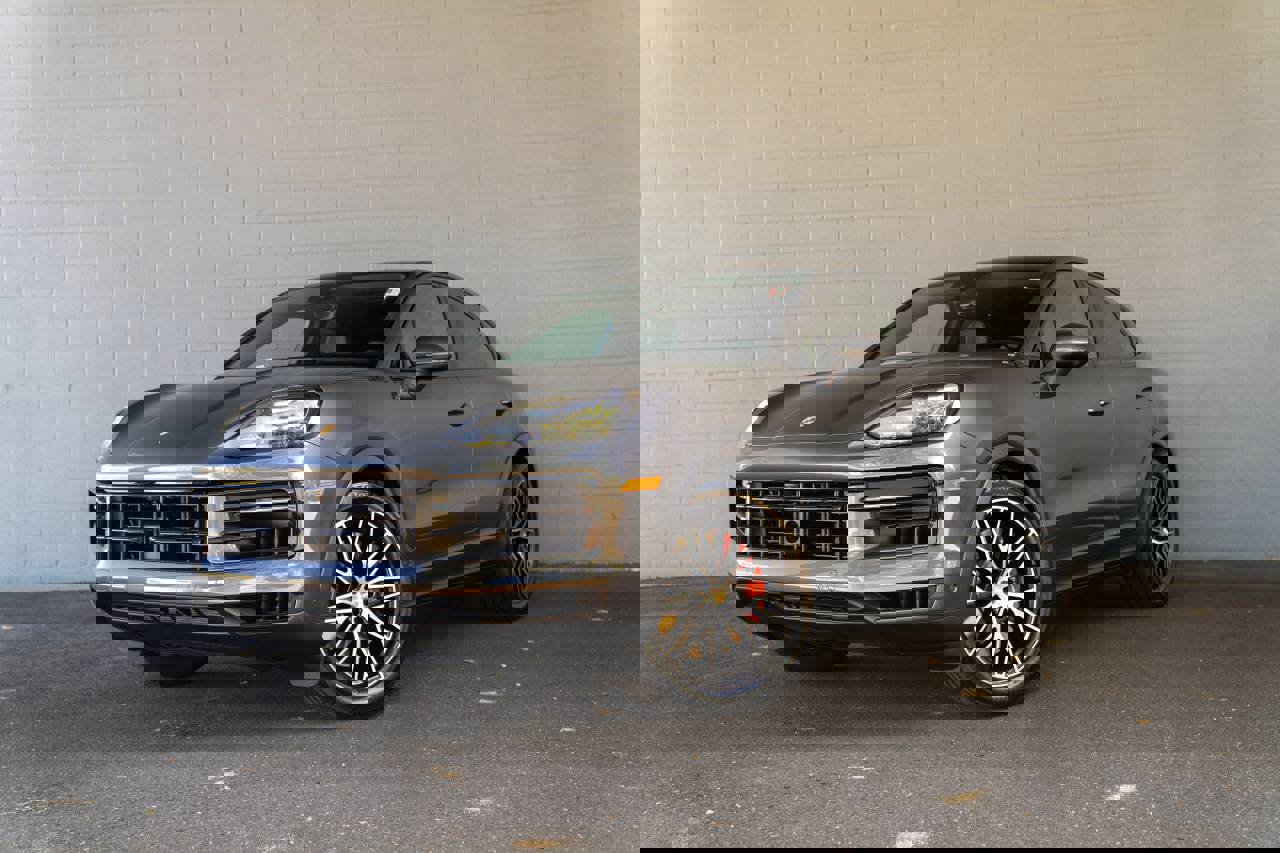 New 2026 Porsche Cayenne S video 1