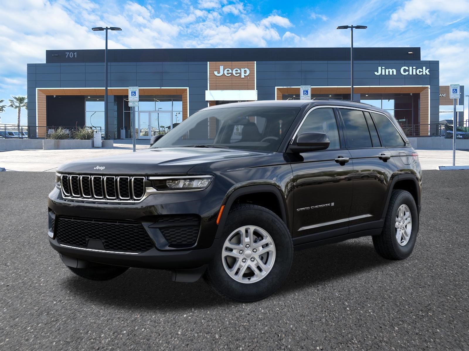 New 2025 Jeep Grand Cherokee Laredo w/ MOPAR Finishing Package