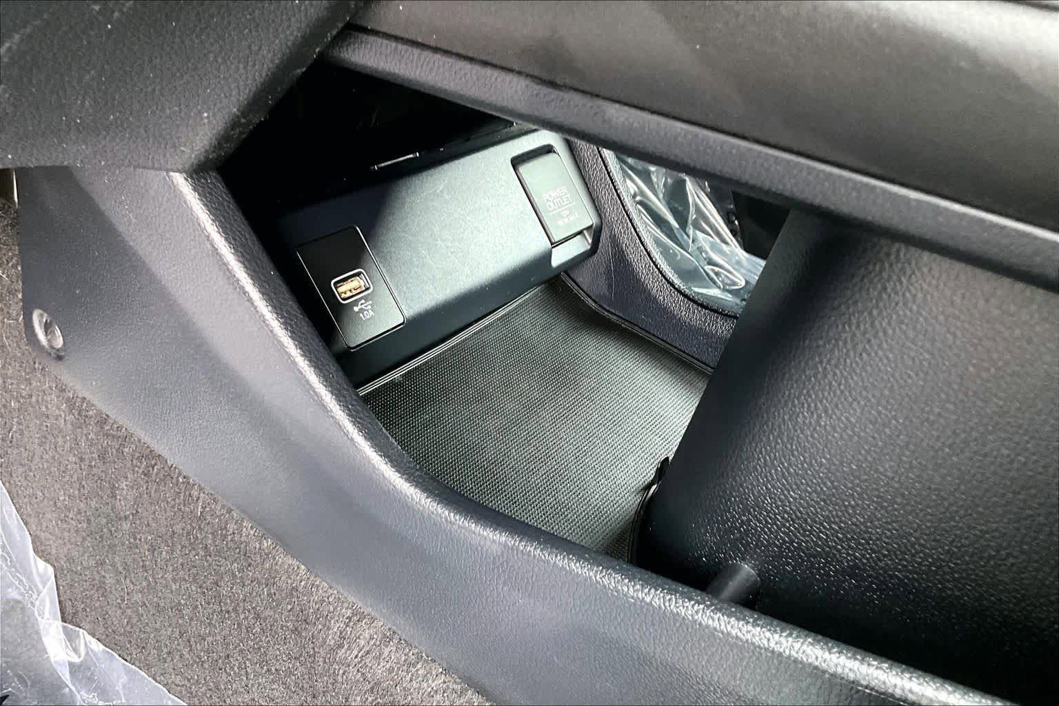 Used 2022 Honda HR-V LX image 32