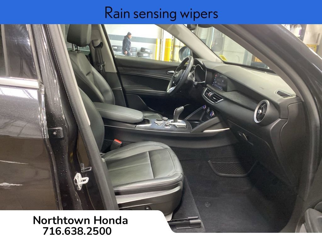 Used 2021 Alfa Romeo Stelvio Sprint w/ Sun & Sound Package image 12