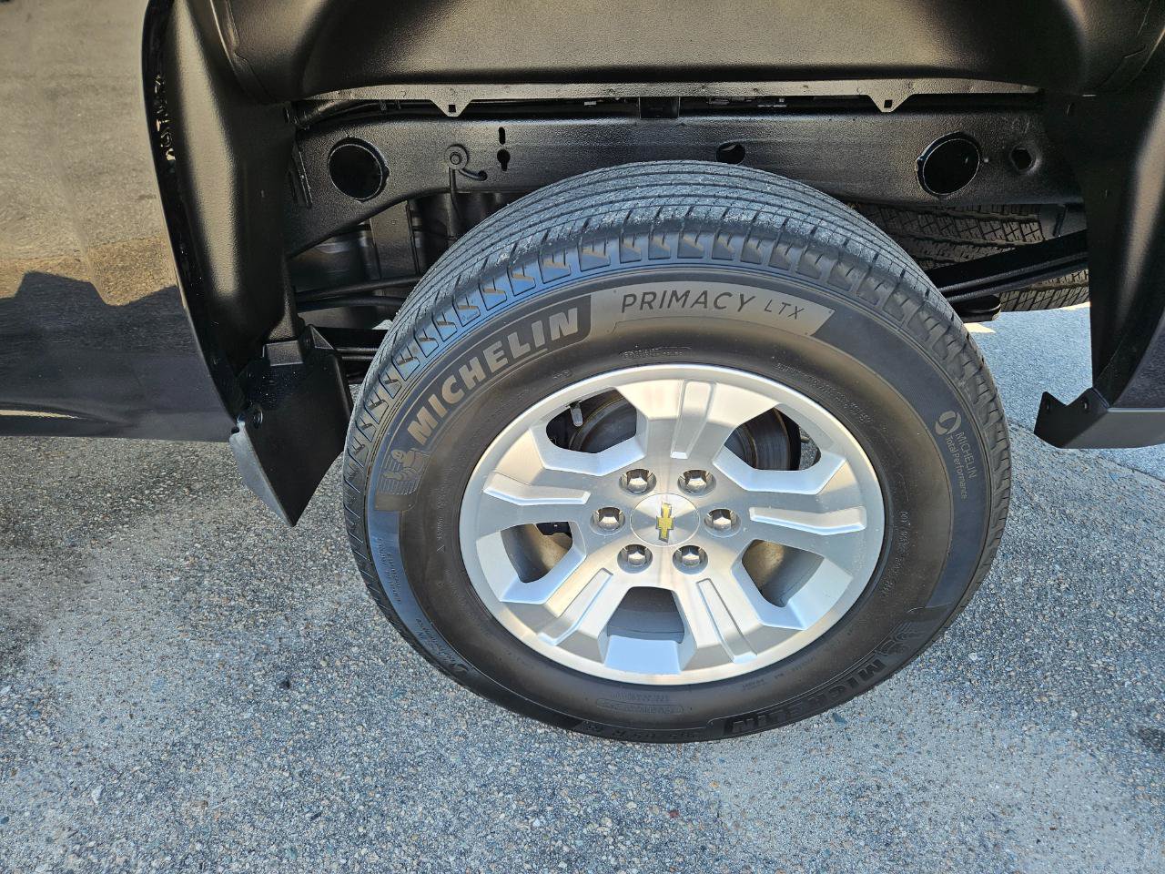 Used 2014 Chevrolet Silverado 1500 LT w/ LT Convenience Package AWD/4WD image 11