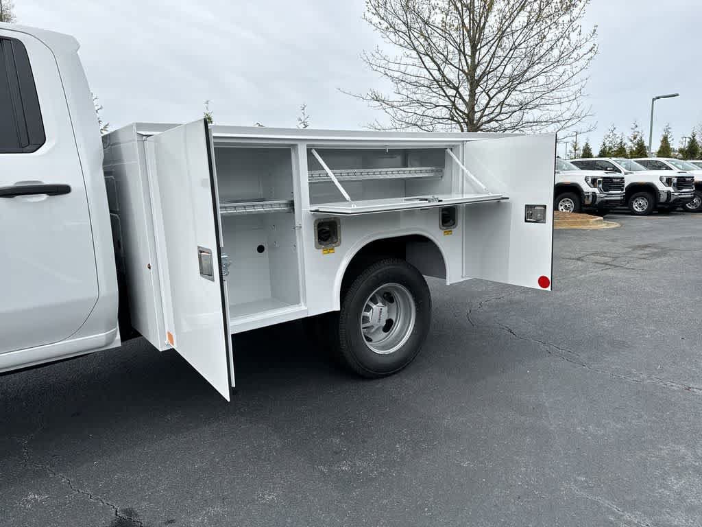 New 2025 GMC Sierra 3500 Pro w/ Convenience Package RWD image 39