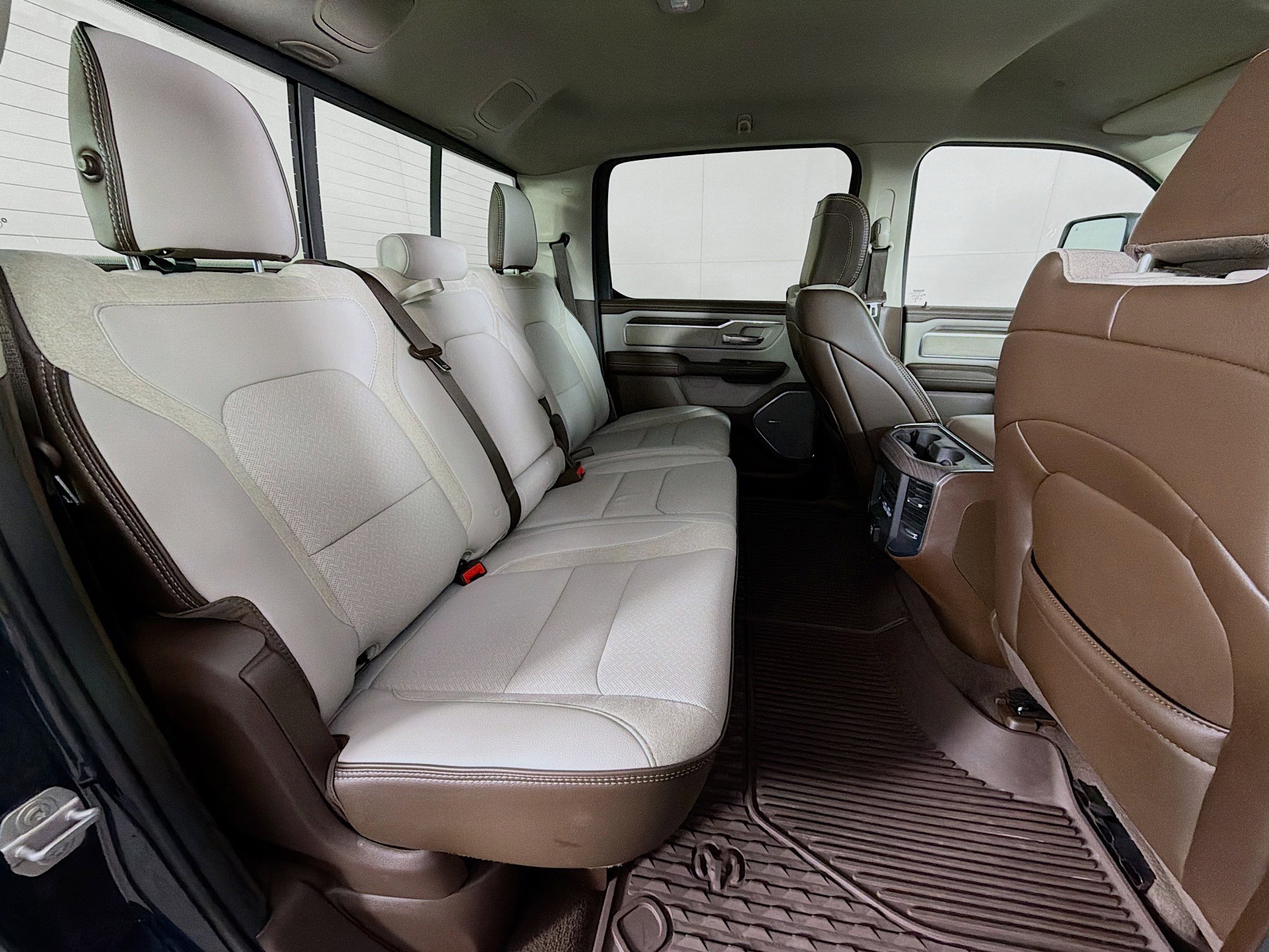 Used 2026 RAM 1500 Laramie image 29