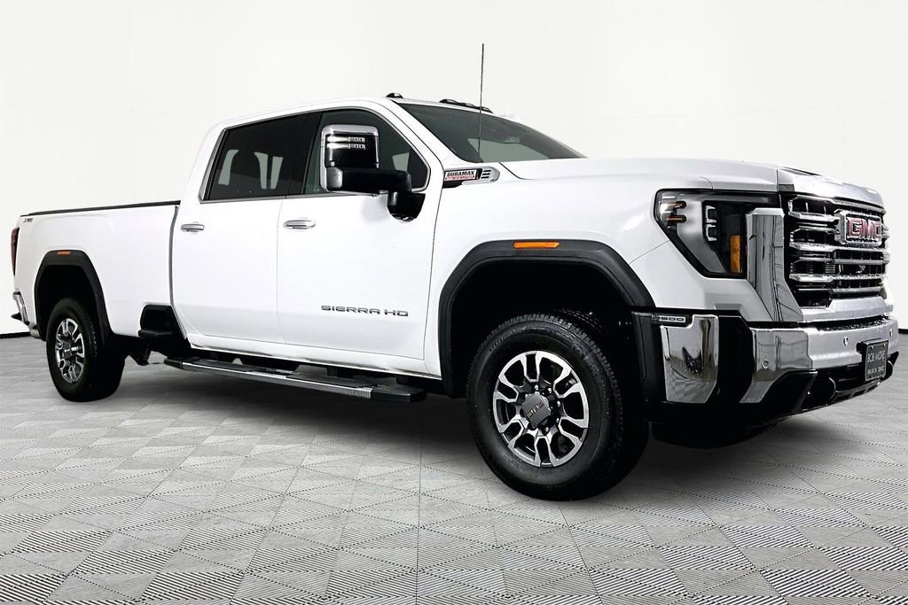 Used 2024 GMC Sierra 2500 SLT w/ SLT Premium Package image 3