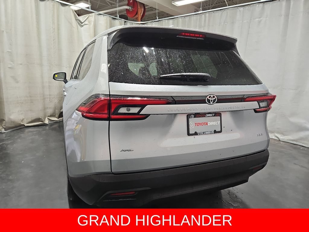 New 2026 Toyota Grand Highlander AWD image 5