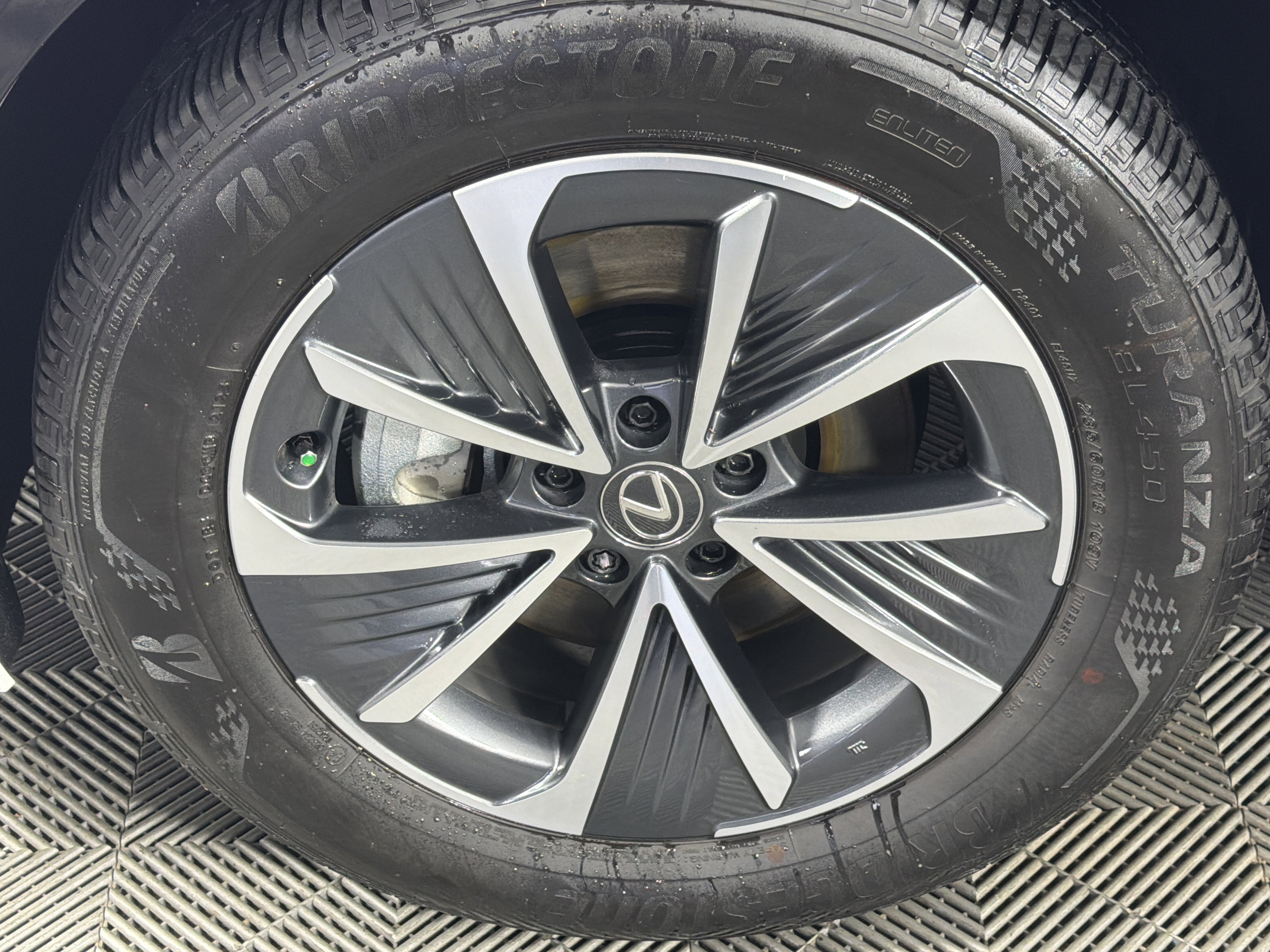 Used 2025 Lexus RZ 450e w/ Accessory Package (Z2) image 5