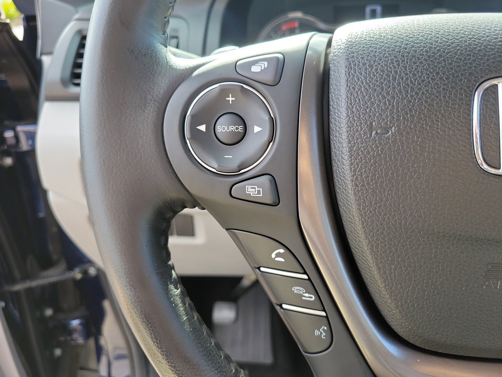 Used 2022 Honda Ridgeline RTL image 18