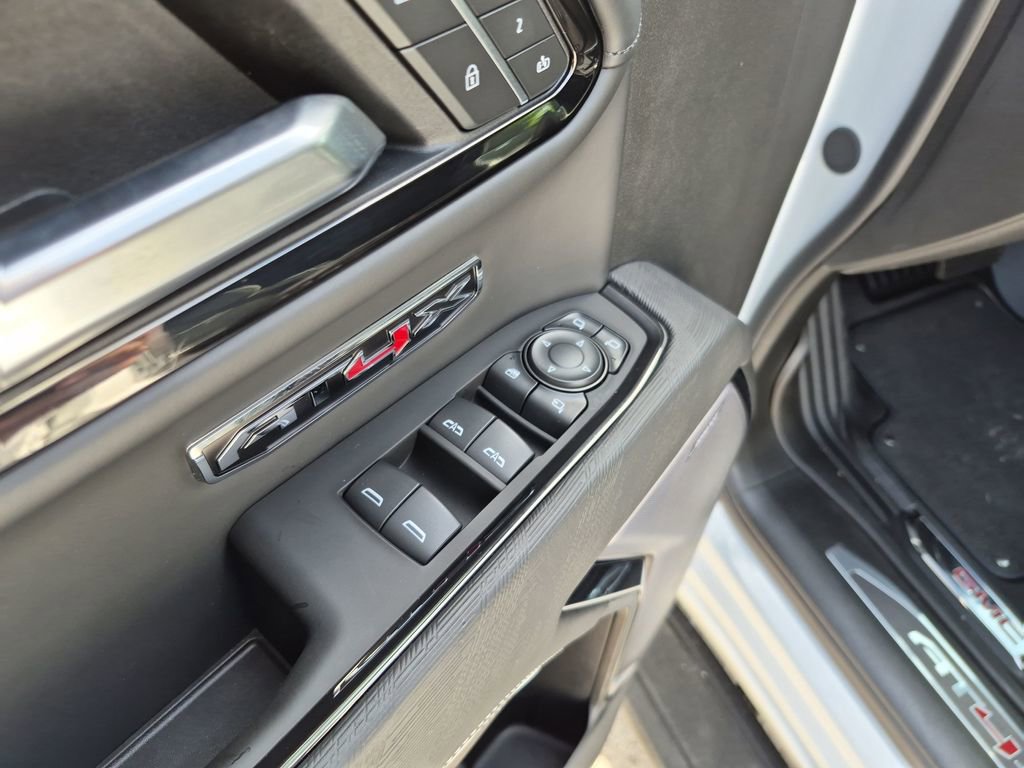 Used 2025 GMC Sierra 1500 AT4X AWD/4WD image 20