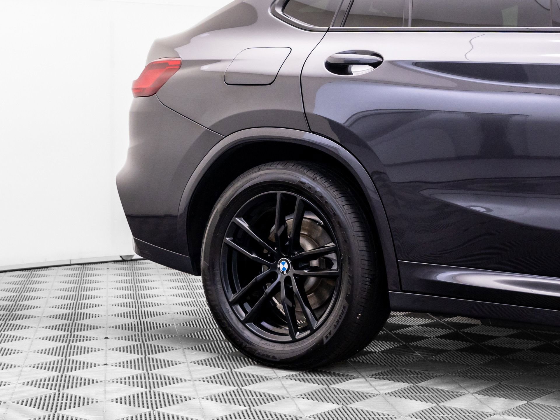 Used 2020 BMW X4 xDrive30i w/ M Sport Package 2 image 34