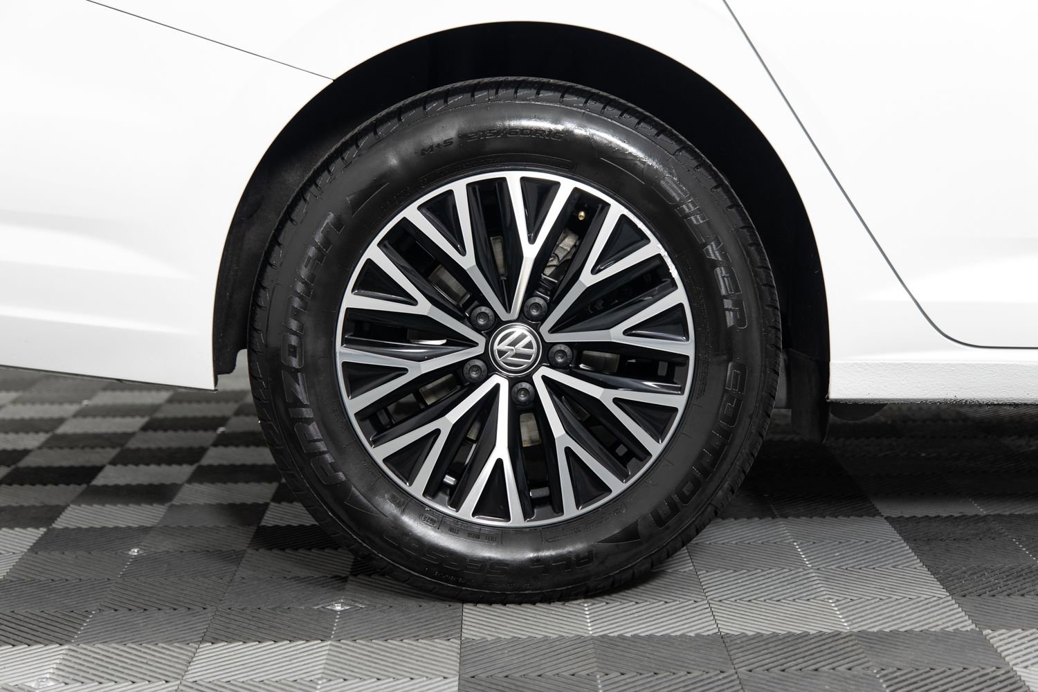 Used 2021 Volkswagen Jetta S w/ Driver Assistance Package image 37