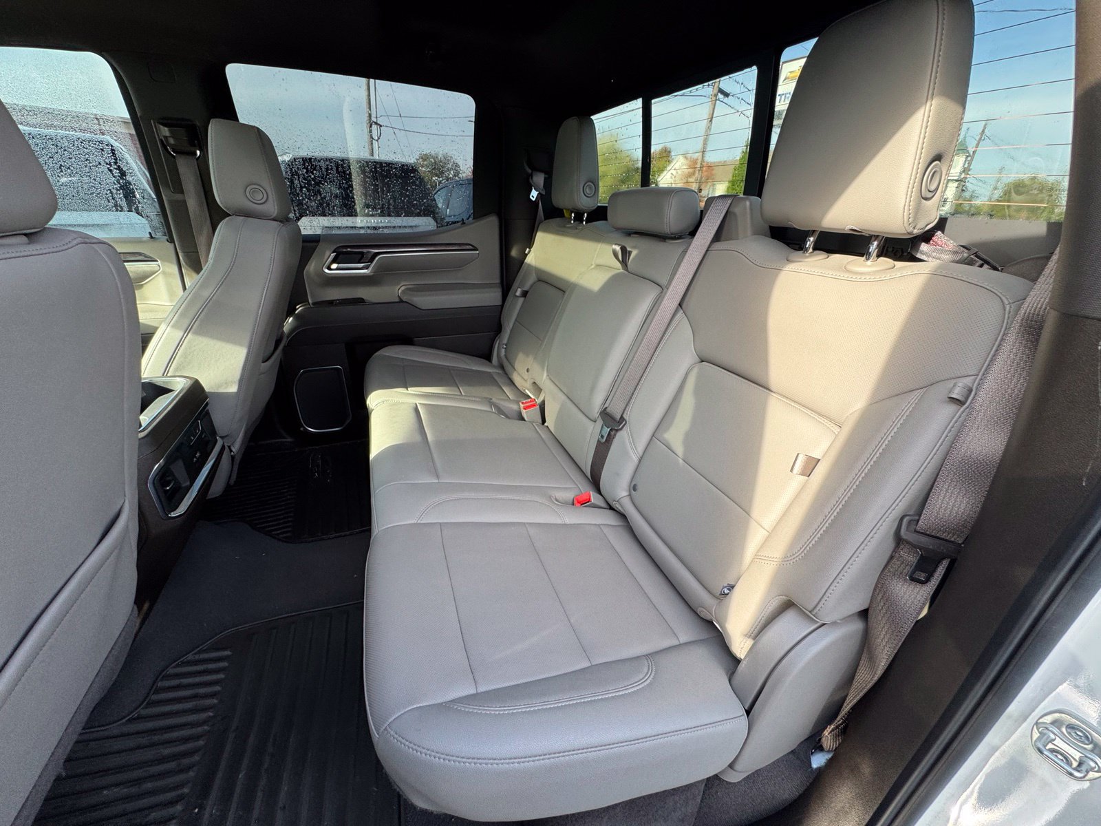 Used 2025 Chevrolet Silverado 1500 LTZ w/ LTZ Premium Package AWD/4WD image 26