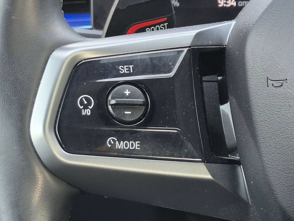 Used 2024 BMW i5 eDrive40i w/ M Sport Package RWD image 17
