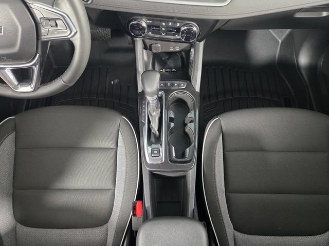 Used 2025 Chevrolet TrailBlazer LT w/ Convenience Package FWD image 24