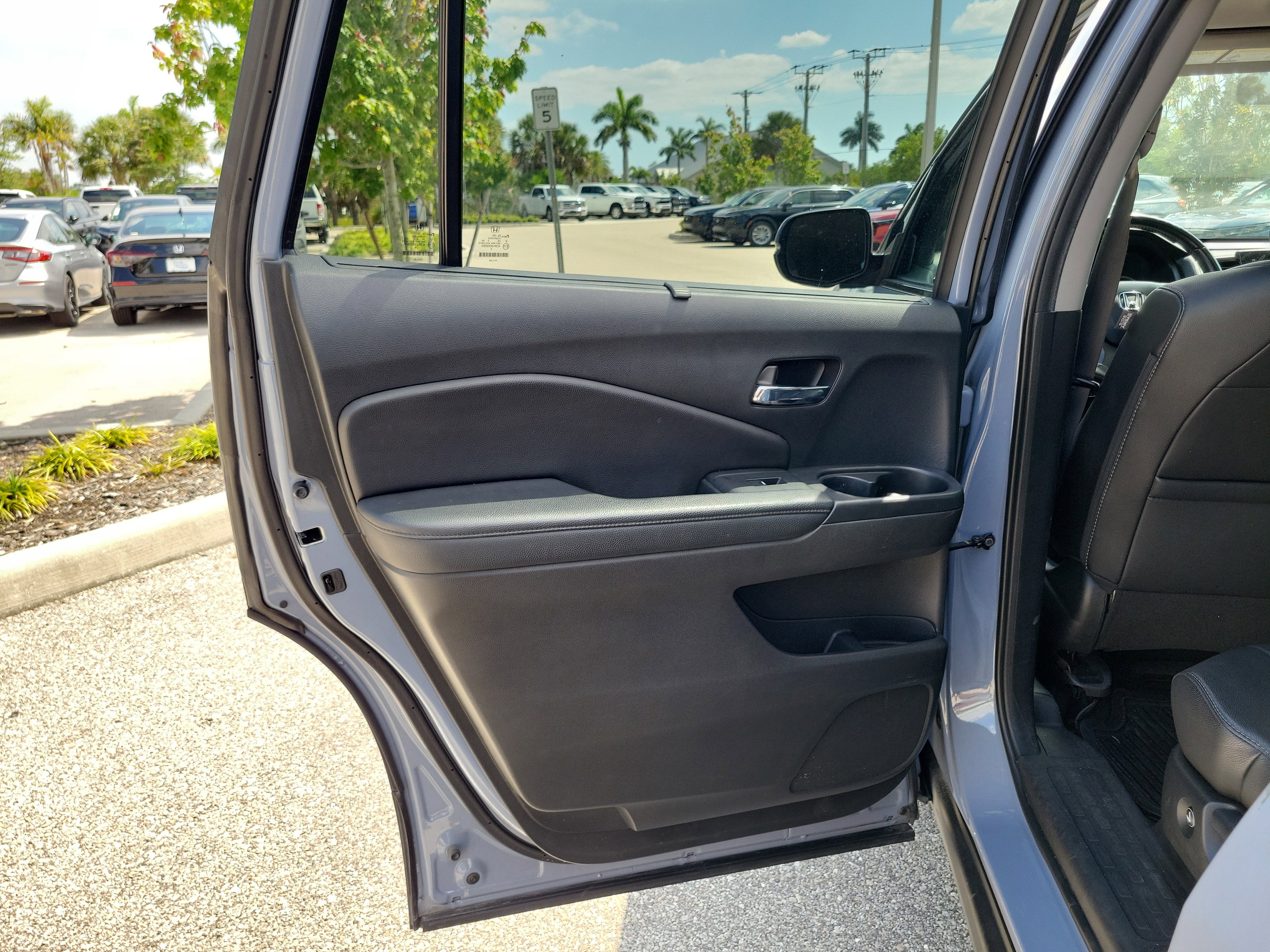 Used 2022 Honda Pilot Special Edition image 15