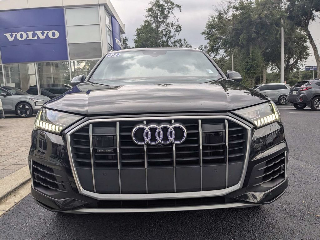 Used 2023 Audi Q7 3.0T Prestige AWD/4WD image 9