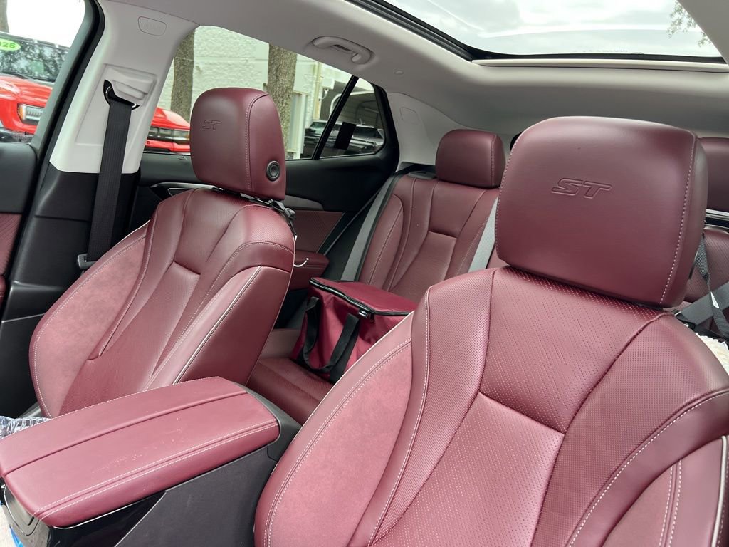 Used 2024 Buick Envision Sport Touring AWD/4WD image 7